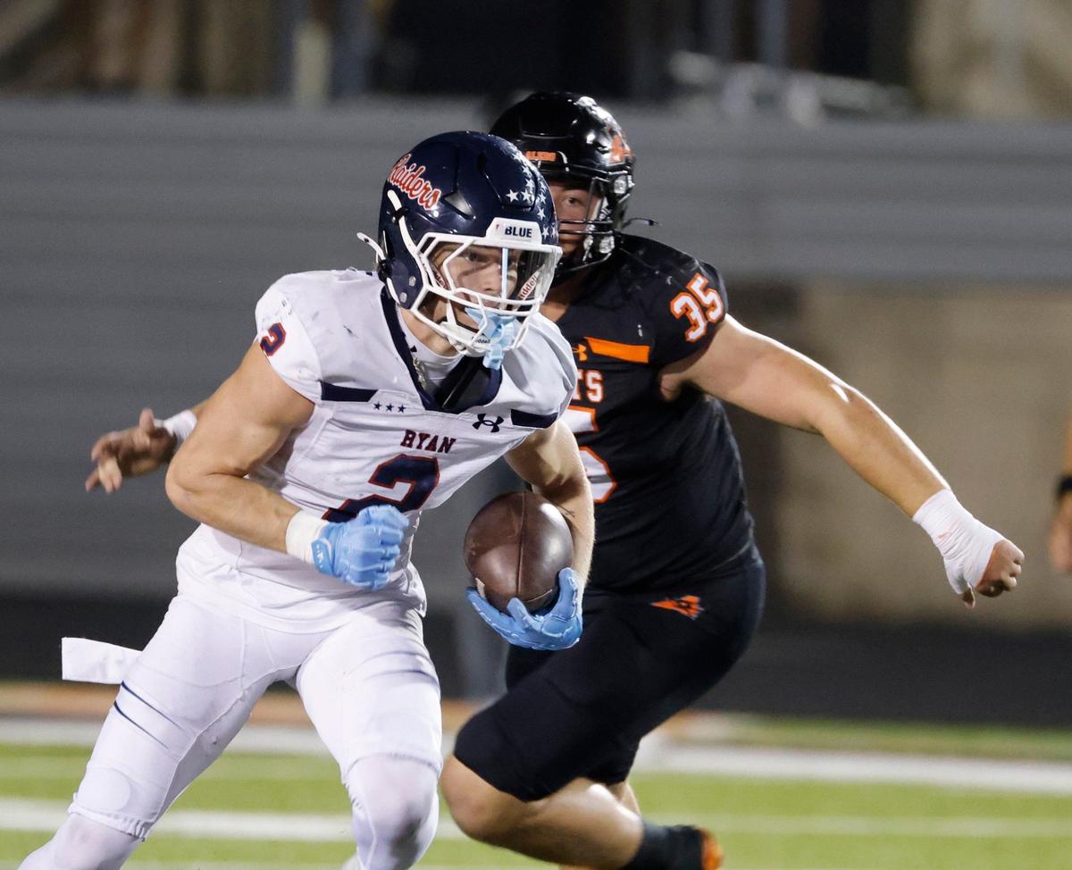 Denton Ryan quarterback Braeden Mussett (2) scrambles out of the backfield during a UIL football game at Buchanan Stadium in Aledo Texas, Friday, Oct. 04, 2024.