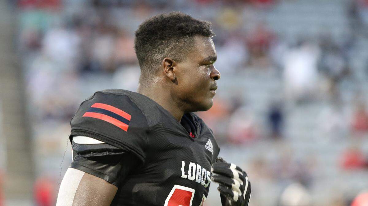 Houston Langham Creek defensive tackle Paul Oyewale announced his intentions to become part of TCU’s 2022 recruiting class this week.