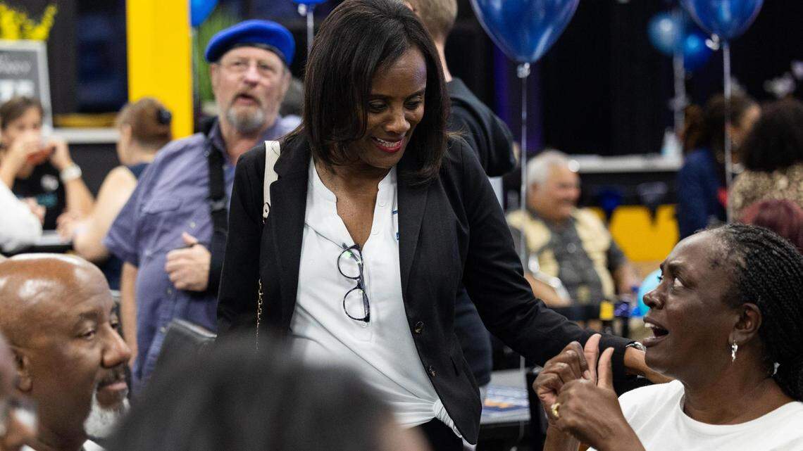 Live updates: Democrat Alisa Simmons wins Tarrant County commissioner race in Precinct 2