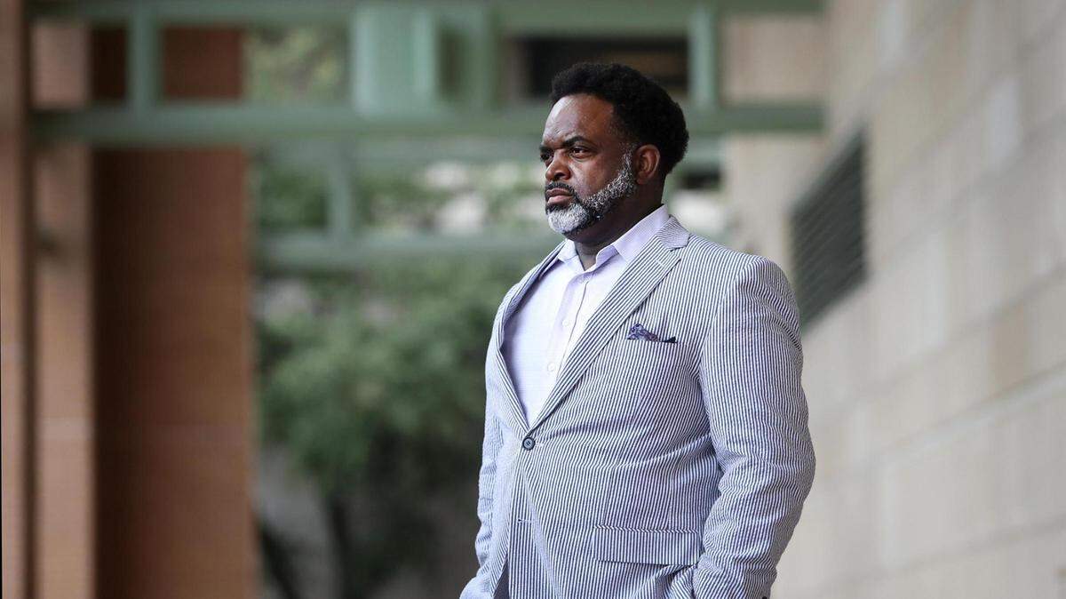 Protesting for police reform was not enough for Fort Worth criminal attorney Leon Reed. So he plans to walk about 200 miles to Austin to put a thumb drive in Gov. Greg Abbott’s hands with his police reform ideas.