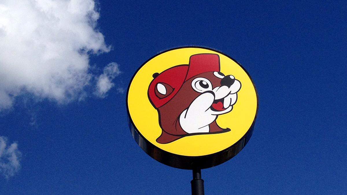 Oak Grove Mayor Theresa Jarvis announced Tuesday, March 8, that a Buc-ee’s will be coming to Christian County, Kentucky.