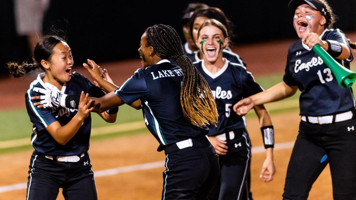 The Lake Ridge Eagles celebrate knocking off the defending state champ Deer Park and advancing to the 6A softball state final in Austin Texas, on June 3rd, 2021.