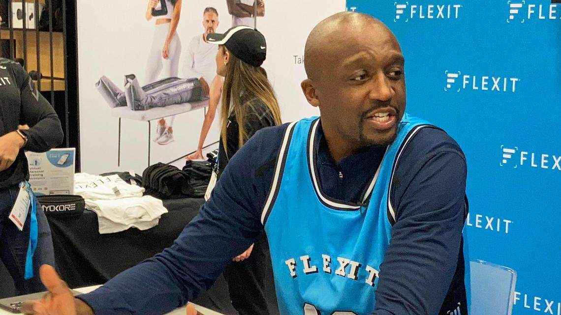 Former Dallas Mavericks guard Jason Terry was in Dallas on Thursday to help promote a new fitness app, and spoke about the controversy surrounding Brooklyn Nets guard Kyrie Irving.