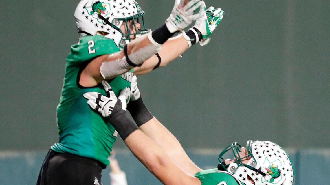 LIVE UPDATES: UIL Texas high school football state championship games