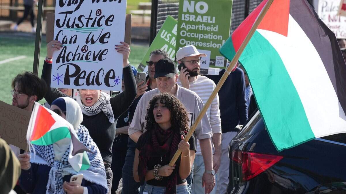 Islamic groups have a rally for peace Oct. 27 in Parsippany, N.J.