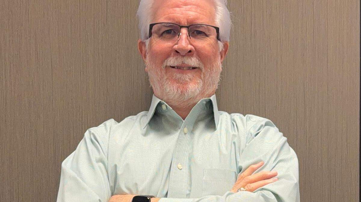 Brad Jackson had an Apple Watch for years before the watch alerted him to an unusually low heart rate. The watch’s alerts ultimately led to Jackson’s doctor recommending a pacemaker.