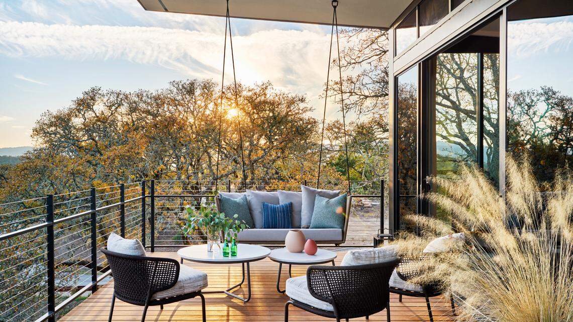 ‘Glamorous treehouse’ offers an abundance of seclusion. See California home for sale