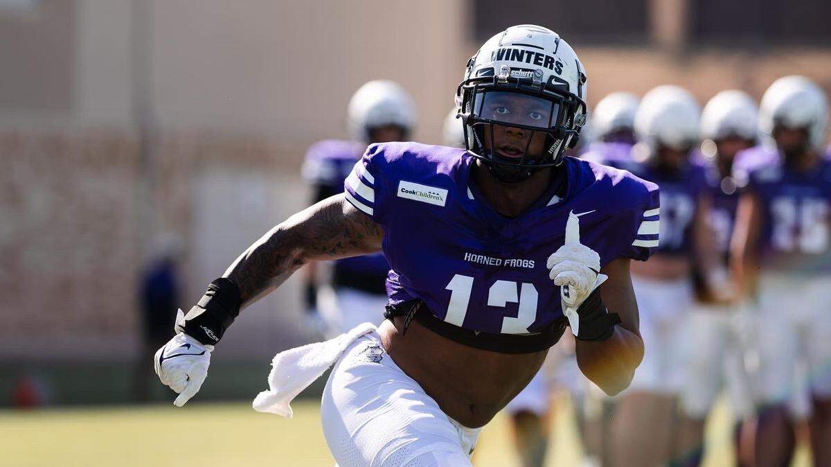 TCU linebacker Dee Winters helped the defense have another strong day during Saturday’s practice.