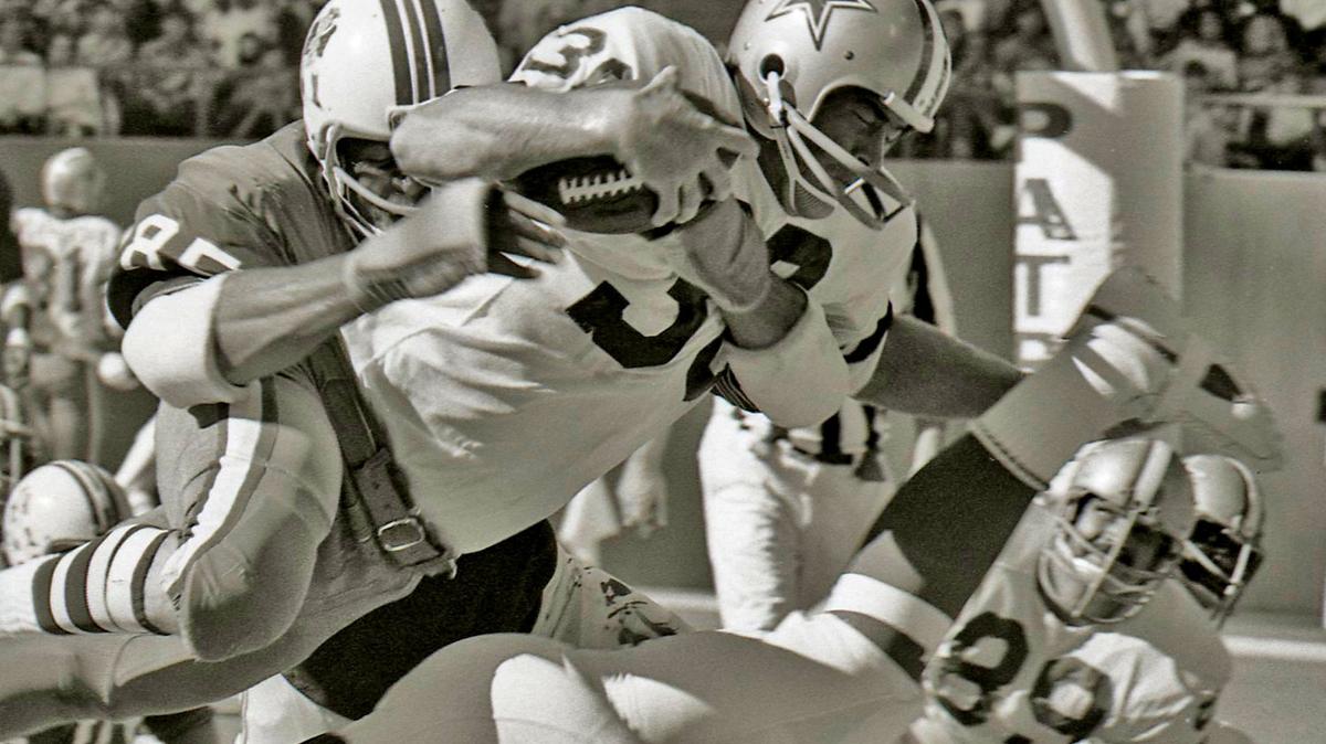 Dallas Cowboys running back Dan Reeves dives over the goal line against the New England Patriots in a 1971 NFL game. On Wednesday Reeves was selected as a Hall of Fame semifinalist.