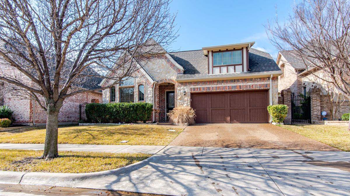 The property at 210 Versailles Lane is priced $400,000.