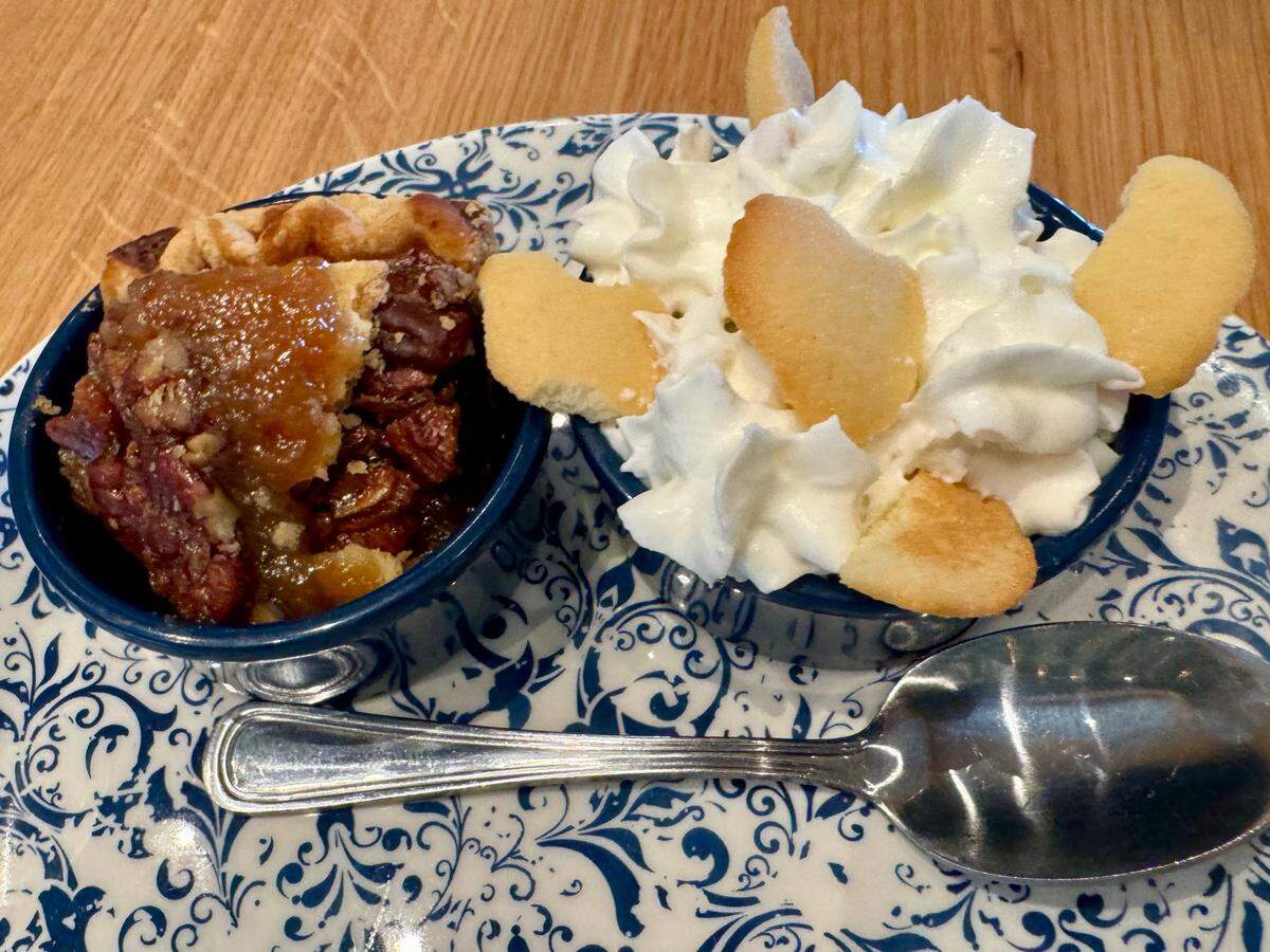 Mini-pecan pie and banana pudding at Tupelo Honey Southern Kitchen in Irving, Texas, December 28, 2023.