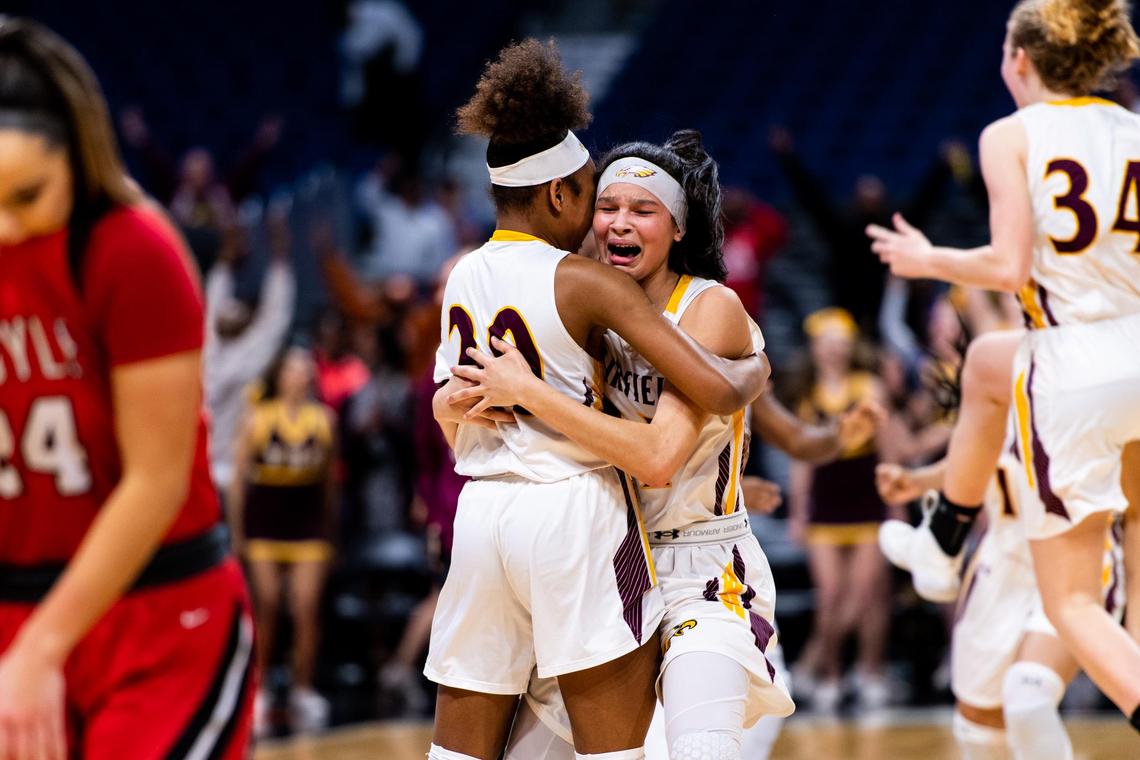 Fairfield celebrates their victory over the Eagles in an Overtime win to clinch the 4A State Title at the Alamodome in San Antonio on March 7th, 2020. (Matt Smith: Special to the Star-Telegram).