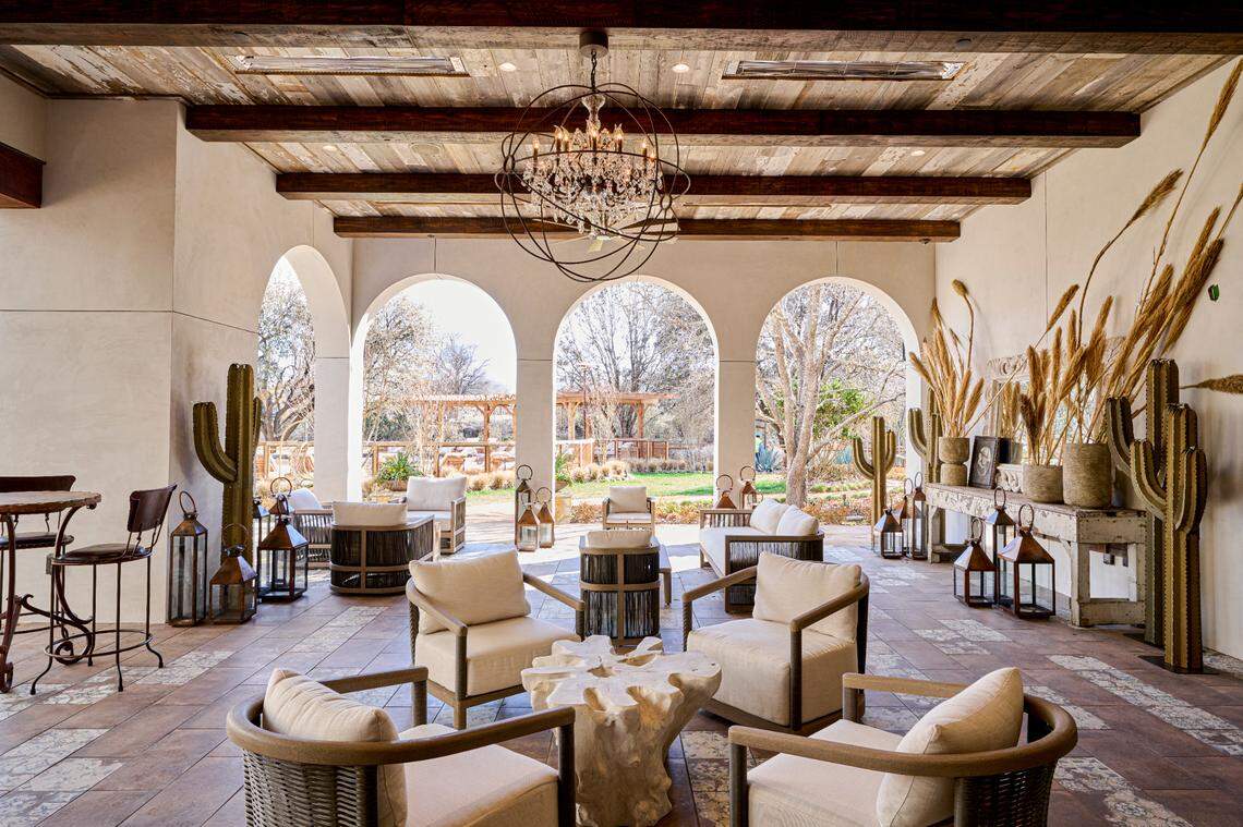 Veranda outdoor bar at the Hotel Drover in Fort Worth.