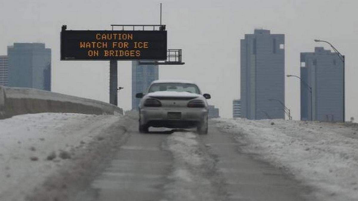 A winter weather advisory is in effect from 6 p.m. Monday to noon Tuesday for Tarrant County and other nearby counties as forecasters are calling for freezing rain, sleet and snow which will create hazardous driving conditions.