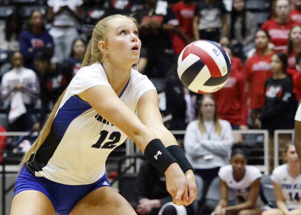 Trophy Club Byron Nelson outside hitter Ashlyn Seay (12) sets up the ball against Pearland Dawson during the second set of the UIL Class 6A Division I state volleyball championship game Saturday Nov. 22, 2025 at Curtis Culwell Center in Garland, Texas.