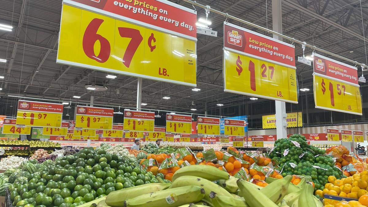 Produce at Joe V’s Smart Shop.