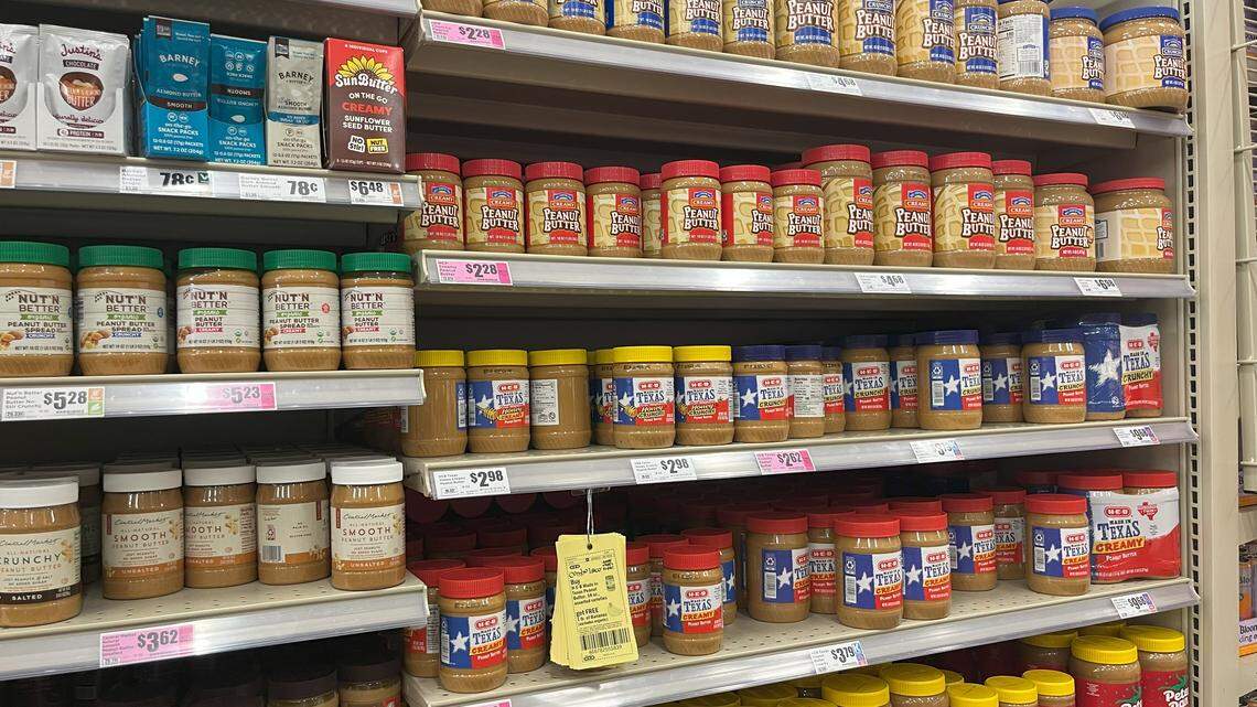 We found the cheapest Fort Worth store for school lunch and breakfast items