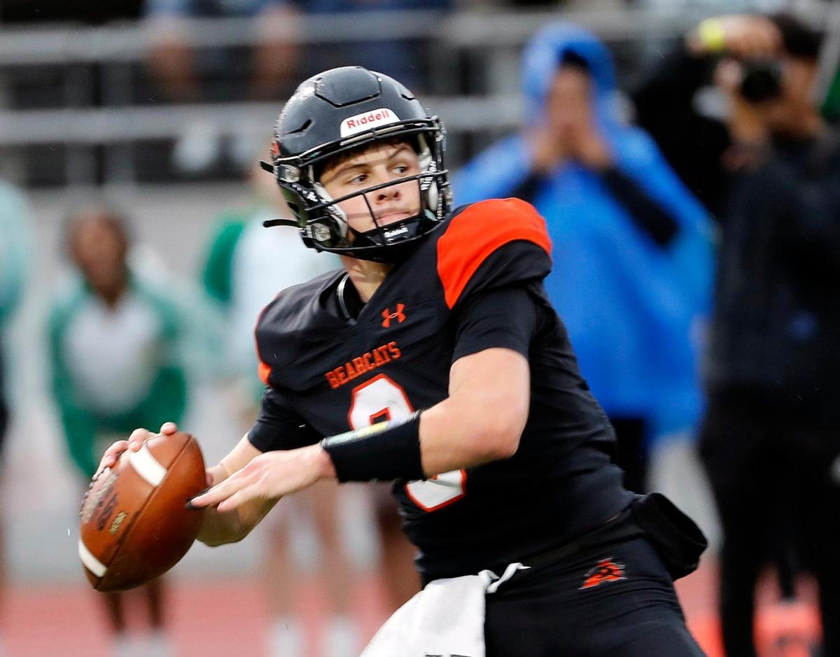 Aledo quarterback Hauss Hejny (8) throws a strike downfield in the second half of a UIL Class 5A D1 state semifinal football game at the John Kincaide Stadium in Dallas, Texas, Saturday, Dec. 10, 2022. Under several weather delays Aledo led Longview 17-14 with :56 seconds remaining in the game. (Special to the Star-Telegram Bob Booth)