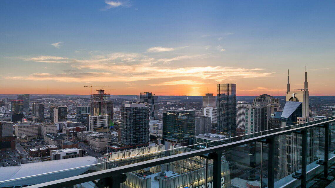Penthouse ‘above the clouds’ sells for a record $15 million in Tennessee. See it