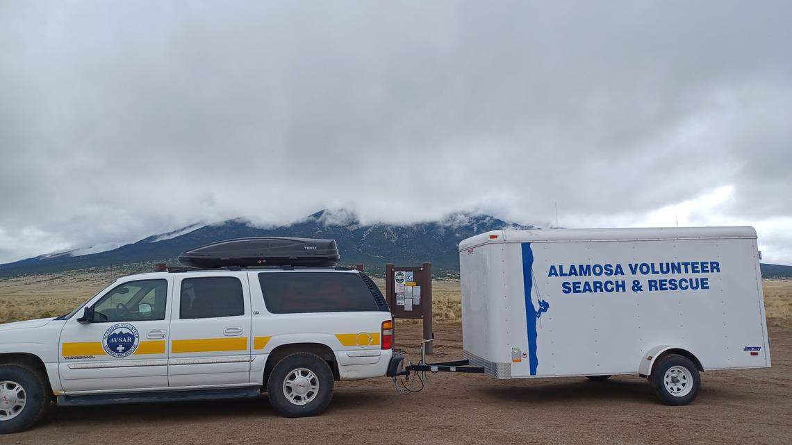 Hikers from Texas were rescued near Colorado’s Lake Como after they started experiencing hypothermia.