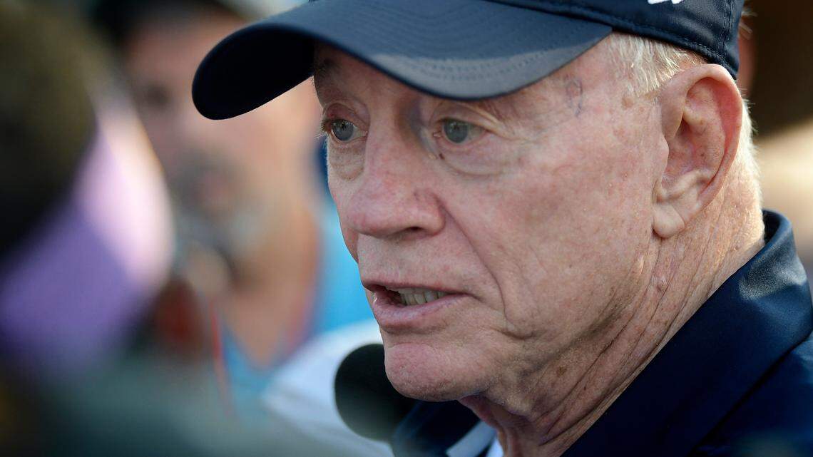 Dallas Cowboys owner Jerry Jones discusses the first four days of camp and offers his thoughts on Ezekiel Elliott, Leighton Vander Esch and other players in Oxnard, CA, Sunday, July 29, 2018.  