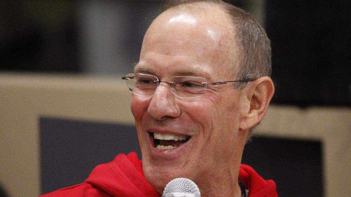 Rangers announcer Tom Grieve has a deep connection with the team and the fans.