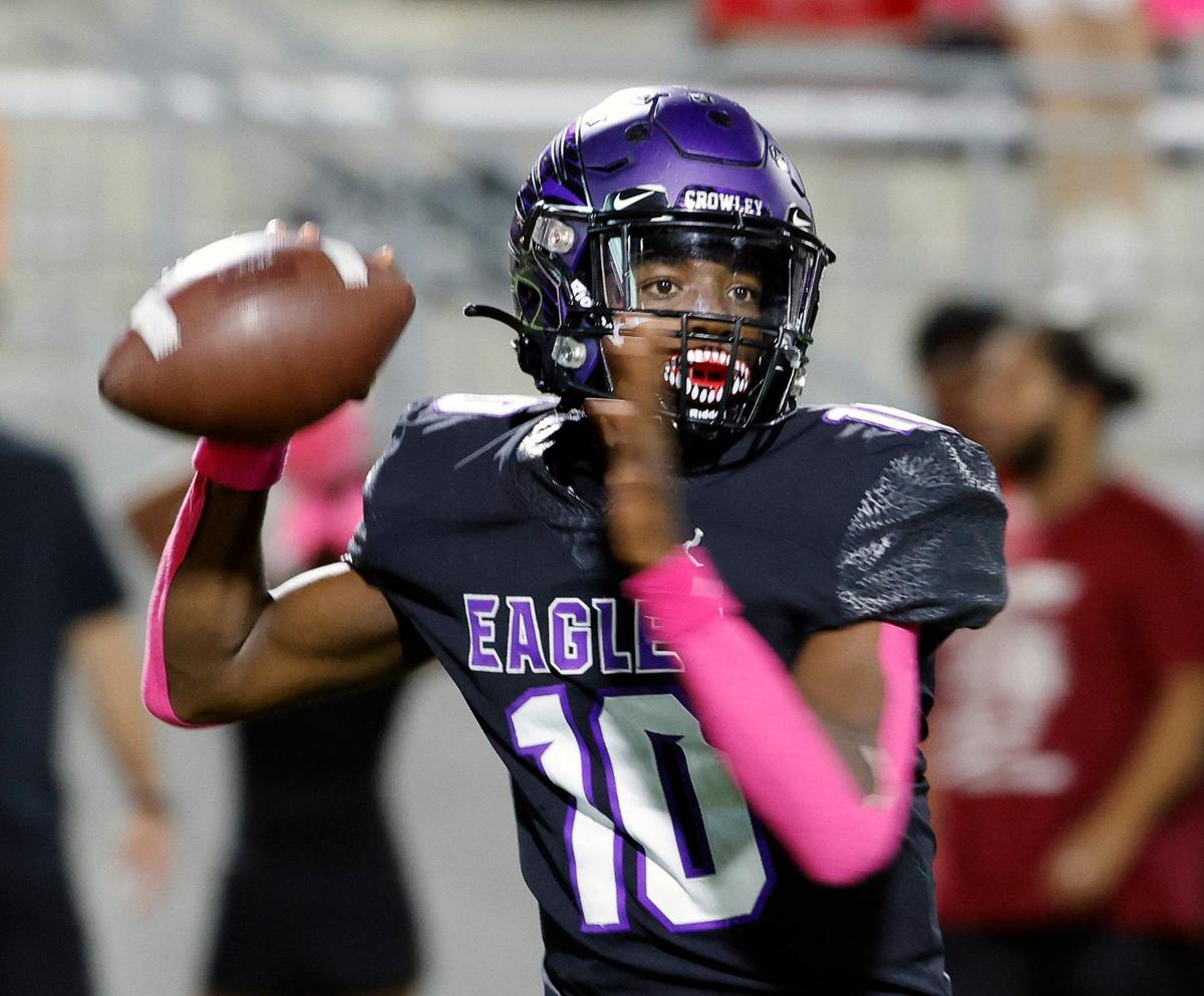 Crowley quarterback Caleb Williams (10) is the No. 25 ranked player in the Fort Worth-area.