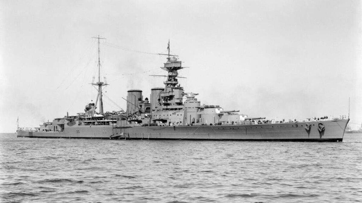 This image shows what the battle cruiser USS Fort Worth would have looked like had it been completed.