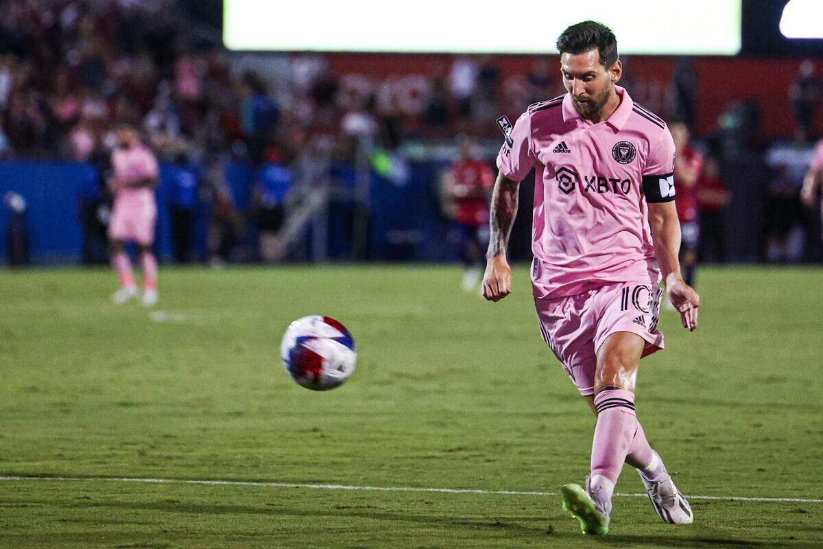 Inter Miami FC captain Lionel Messi (10) goes for goal in the first half of a Leagues Cup match against Dallas FC at TOYOTA Stadium in Frisco, Texas on Sunday, Aug. 6, 2023.
