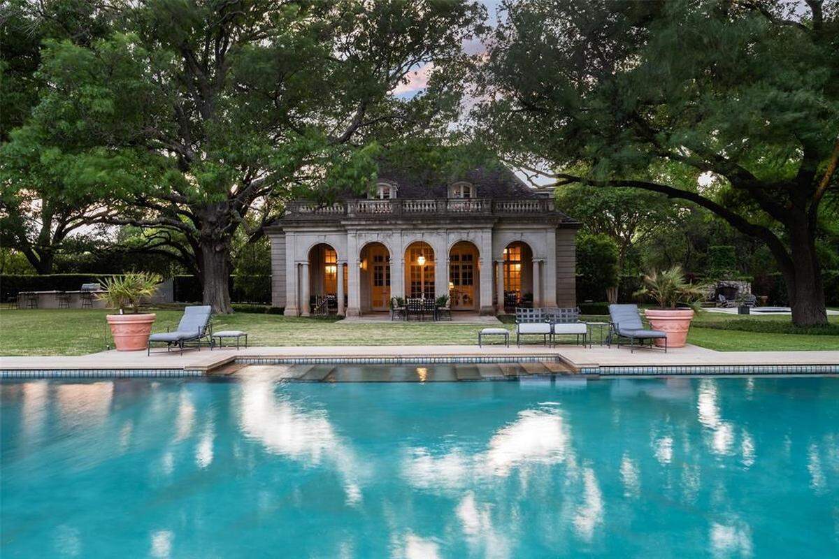 The estate includes a pool on its 15-acre grounds. (Provided by Allie Beth Allman & Associates)