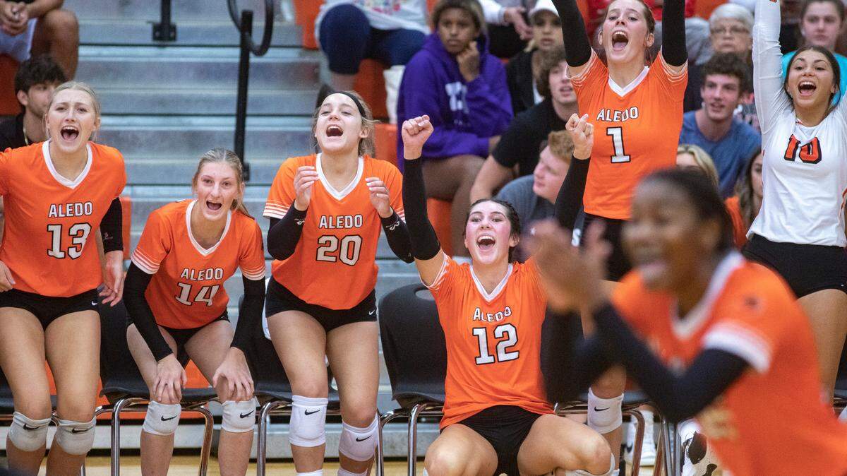 The Aledo Ladycats beat Saginaw 3-0 on Tuesday night.