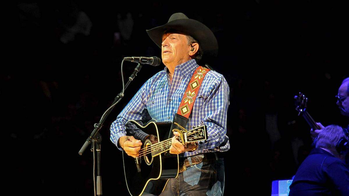 Country music legend George Strait played more than 30 songs during a show at Dickies Arena in 2019.