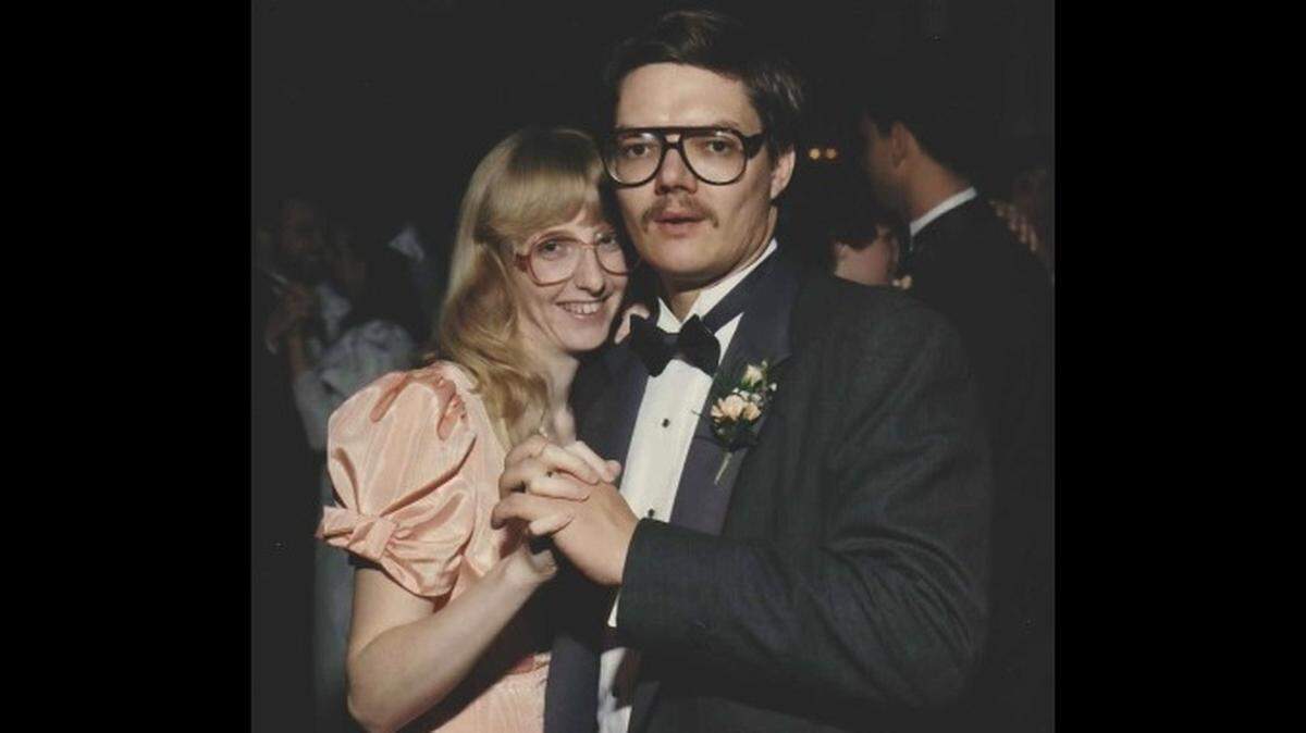 Doug and Kathy Kirk at a friend’s wedding in 1991. The Kirks were found dead Jan. 18 at their Fort Worth home in what police called a murder-suicide.
