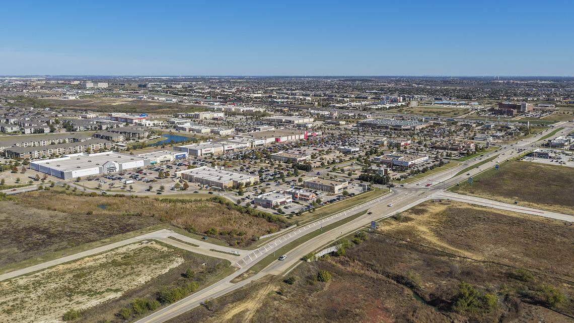 Presidio Junction, one of far north Fort Worth’s biggest retail centers, is sold