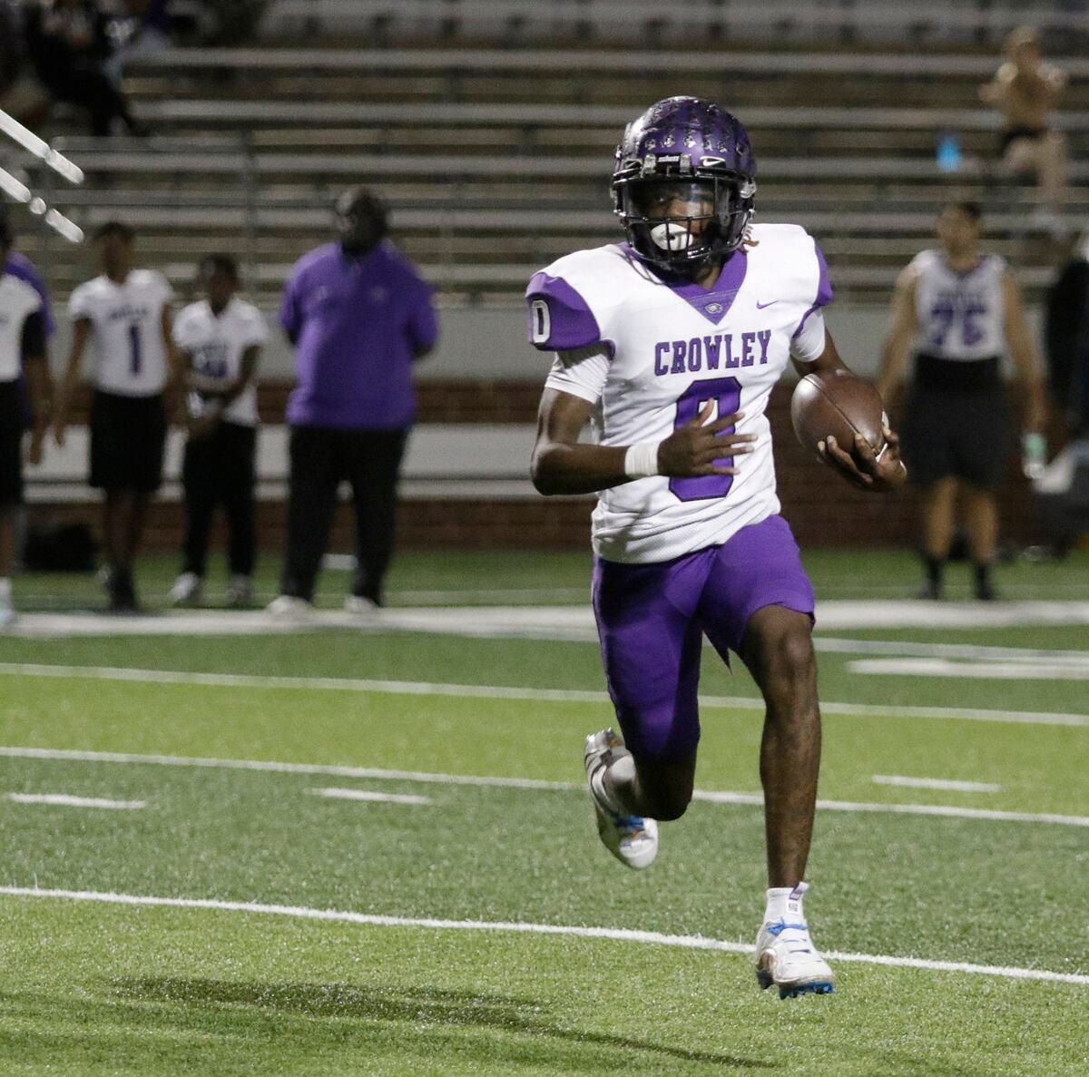 Crowley’s Caleb Williams has a wide open field to run in 1during a UIL football game at Newsome Stadium on Saturday , October 10, 2024.