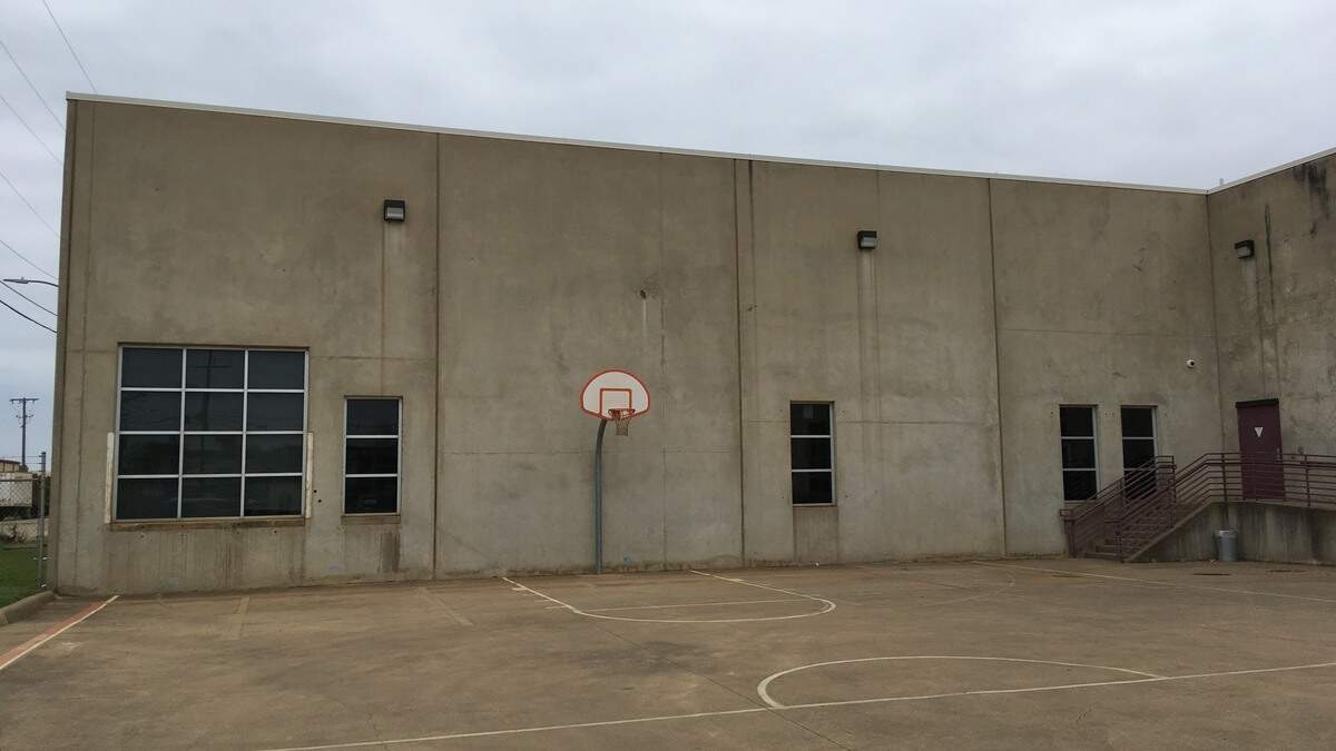 The location Arnoldo Hurtado planned to have the mural painted at Metro Opportunity School. Hurtado cancelled his plans for the mural just before the art program at the school was cancelled.