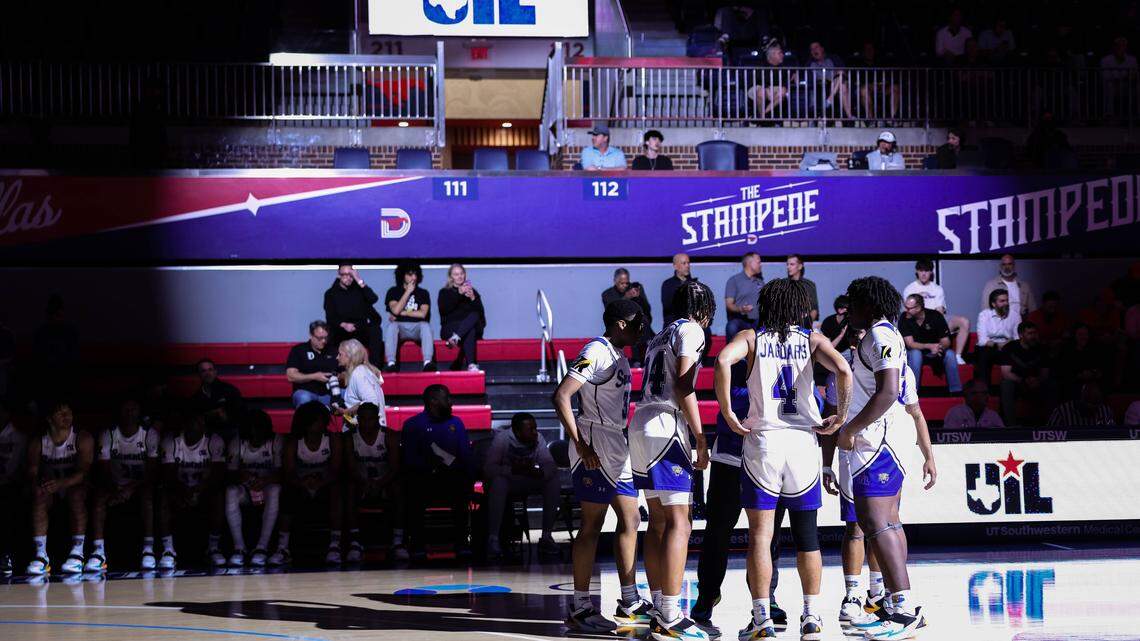 With reloaded roster, Mansfield Summit aims to defend state championship