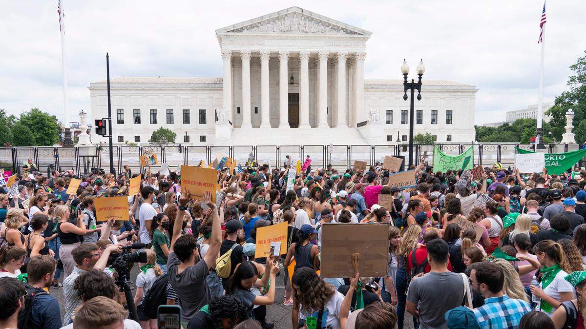 ‘Sad day for the country.’ Outrage, celebration after Supreme Court overturns Roe v Wade