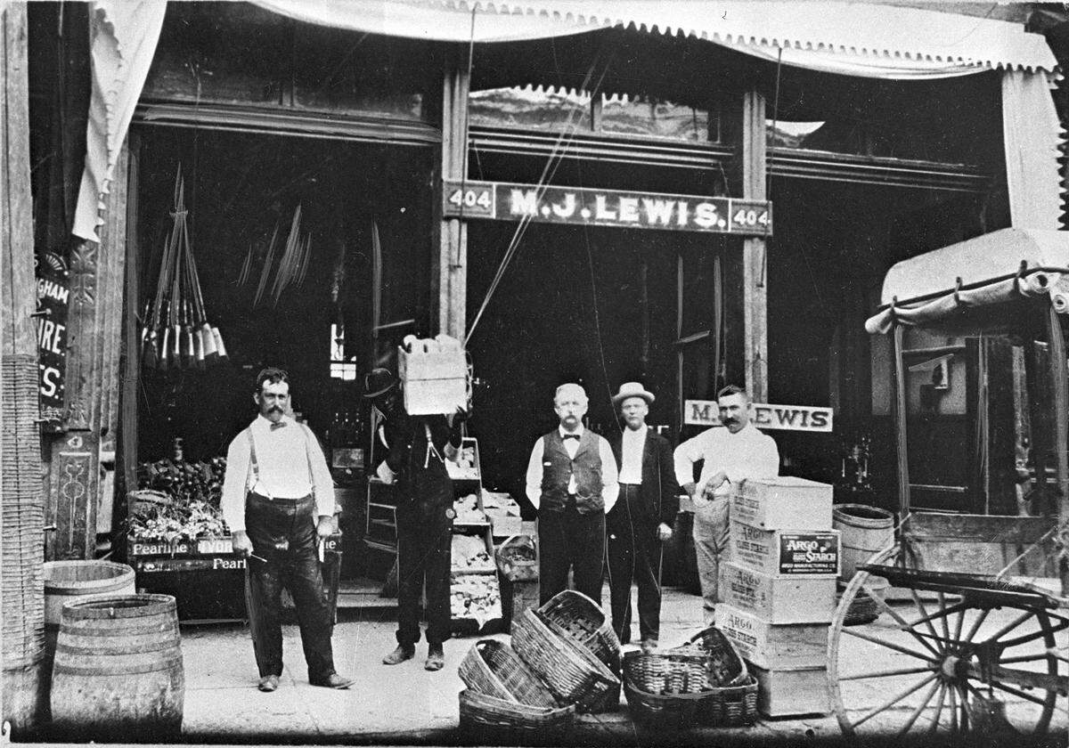 Early 1900s: M.J. Lewis grocery store at 404 Houston St.. From left: Walter Head, an unidentified delivery man, owner M.J. Lewis, Eugene Head and Will Baker. (The location today is shops on the west side of Houston between 3rd and 4th streets.)