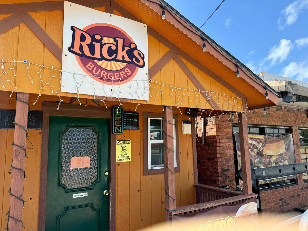 Rick’s Burgers opened in 2022 in Rendon west of Mansfield.
