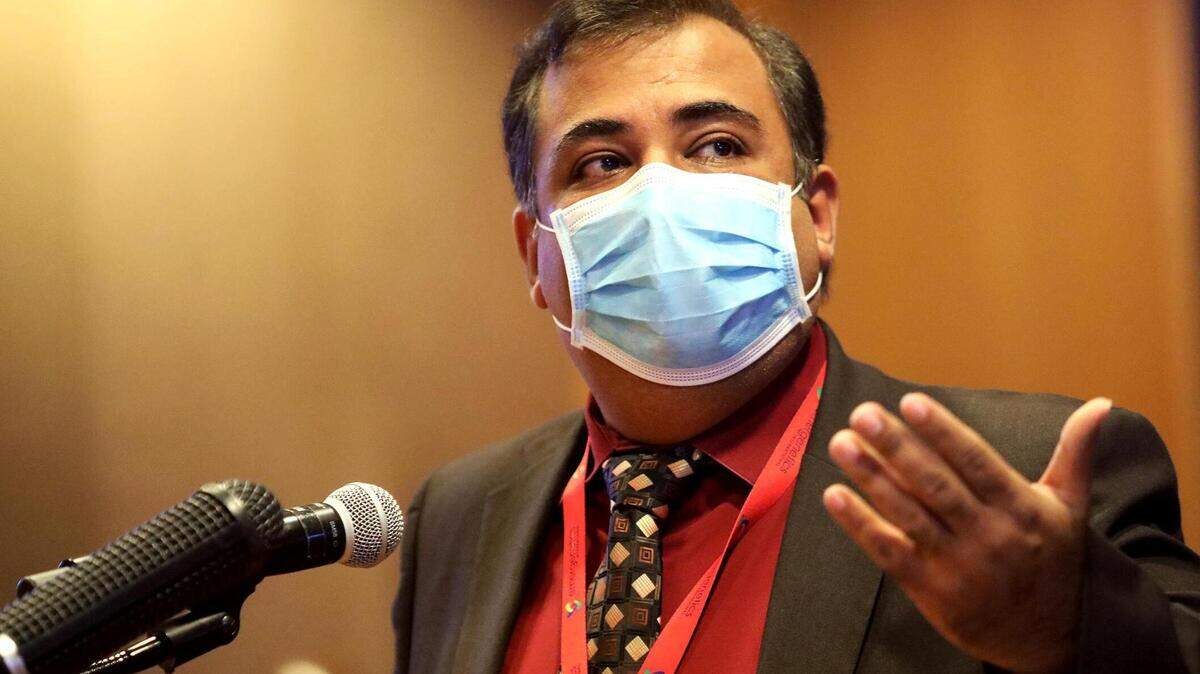 Tarrant County Public Health Director Vinny Taneja gives the Tarrant County Court of Commissioners an update on the status of COVID-19 following an end of year surge on January 4, 2022. Taneja said positivity rate at testing sites and hospitalizations have increased and stressed preventative measures such as masking, social distancing and vaccination.