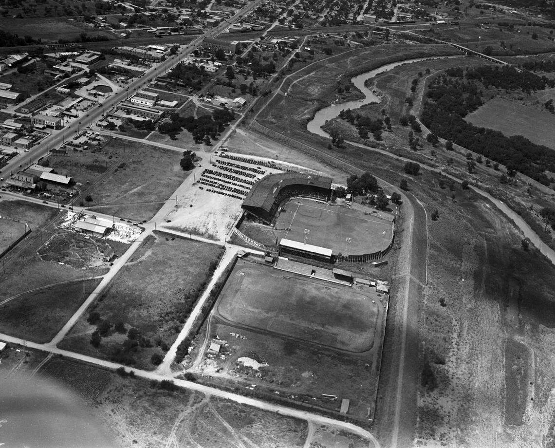 Sept. 6, 1937: An aerial view of LaGrave field looking toward the northwest, with North Main Street seen on the left and Trinity River (before its path was straightened years later) on the right.