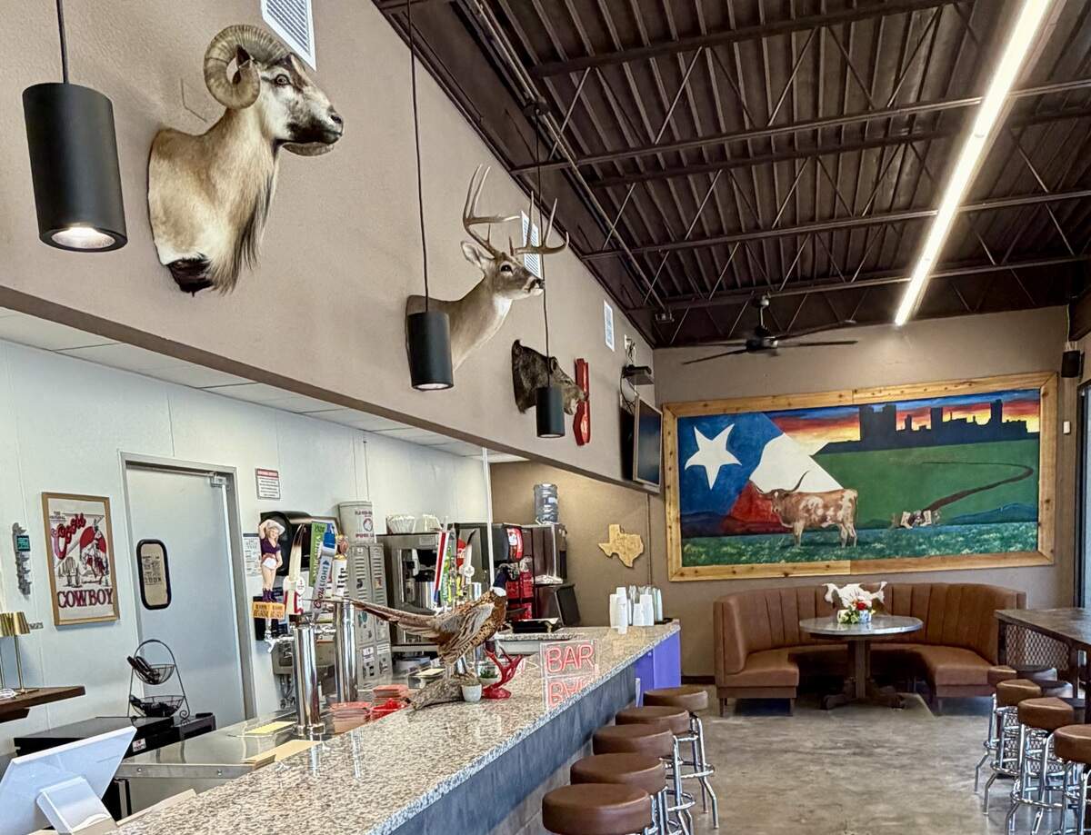 The front room at the remodeled Tommy’s Hamburgers flagship location now has a service counter.