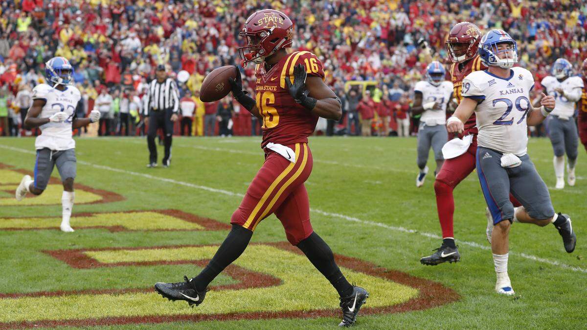 Iowa State wide receiver Marchie Murdock, a graduate of Mansfield Legacy, has signed an undrafted free agent contract with the Dallas Cowboys.