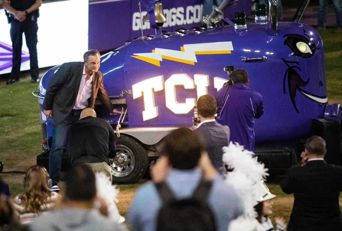 Sonny Dykes arrived by helicopter at Amon G. Carter Stadium when he was introduced as the TCU Horned Frogs’ new football coach.