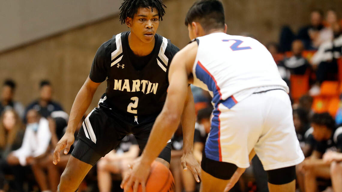 Martin overcomes scoreless quarter to beat Americas in boys regional semifinal