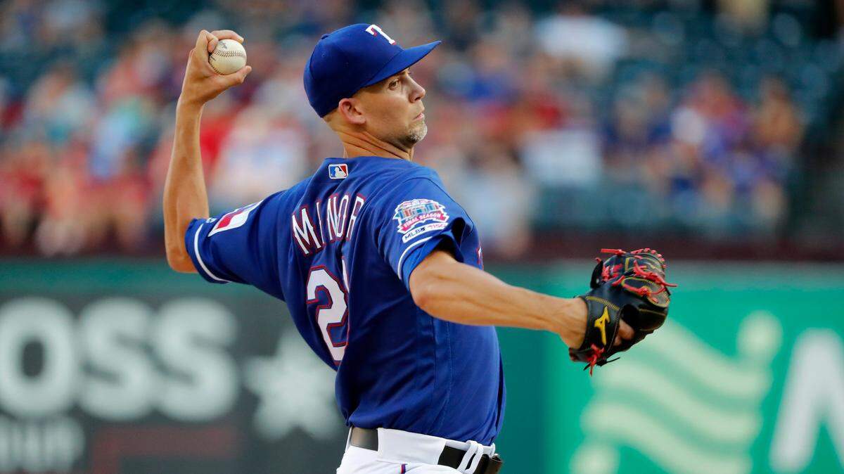 Mike Minor pushed his August scoreless streak to 19 1/3 innings Friday before the Twins score two against him in the fourth inning.