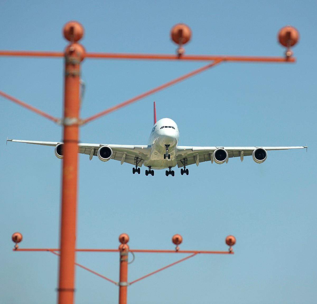 A Qantas Airbus A380 landing at DFW International Airport in 2016.