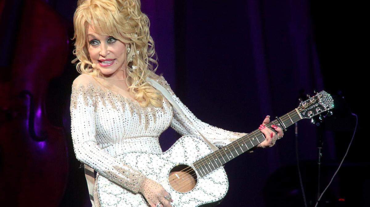 Dolly Parton in concert at The Mann Center for the Performing Arts on June 15, 2016 in Philadelphia, Pa. (Rex Shutterstock/Zuma Press/TNS)