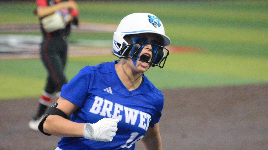 Fort Worth-area UIL high school softball area-round pairings. See start times, locations, opponents and results for local squads.